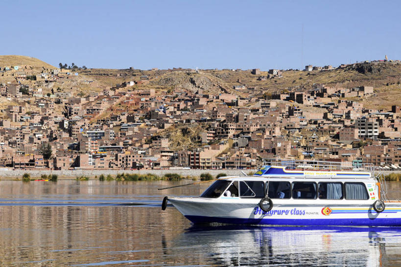 无人,横图,室外,白天,山,水,建筑,船,秘鲁,海岸线,城镇,运输,摄影,观光船,普诺,彩图,旅行