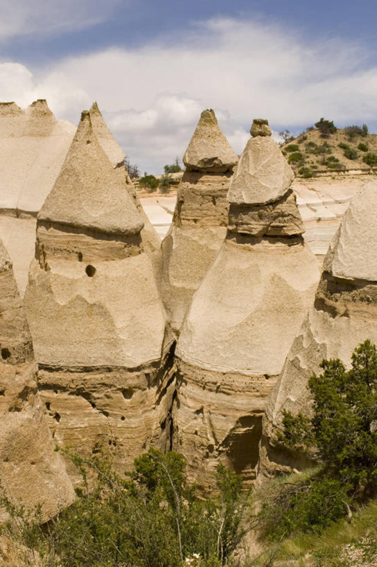 无人,竖图,室外,白天,火山,美景,美国,景观,风景,自然,景色,摄影,岩层,自然风光,新墨西哥,地质学,活火山,岩石,彩图,旅行,国家纪念碑