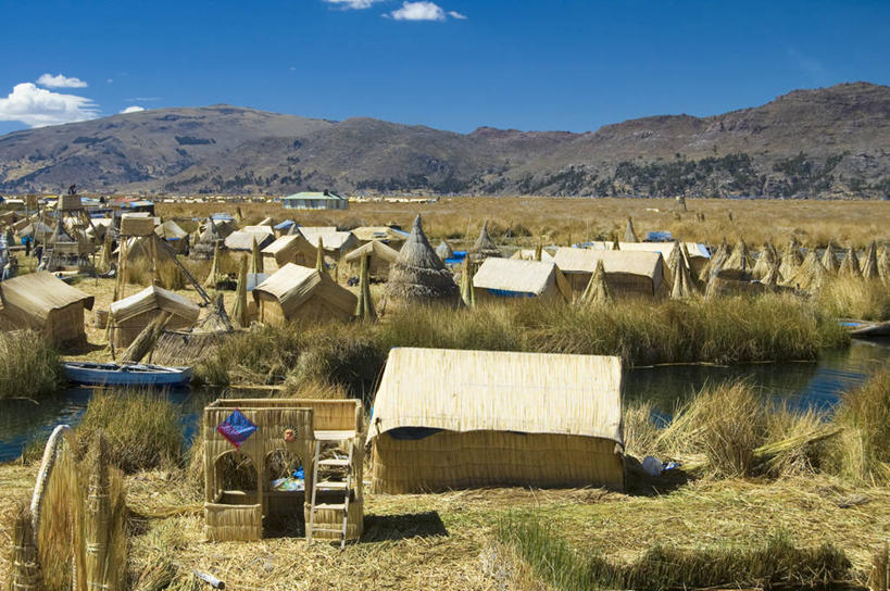 无人,横图,室外,白天,湖,山,建筑,芦苇,秘鲁,房屋,岛,乡村,摄影,法式食品,的的喀喀湖,彩图,旅行,传统文化
