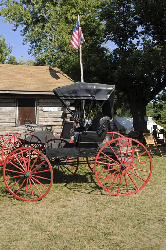 无人,竖图,室外,白天,侧面,建筑,日光,美国,木制,古典,历史,运输,美国国旗,摄影,美国文化,彩图