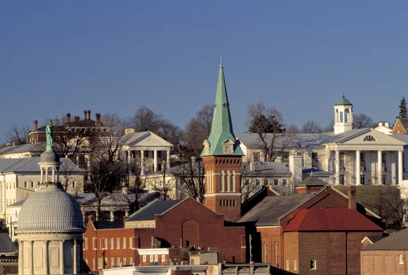 无人,教堂,横图,俯视,室外,白天,建筑,美国,乡村,城镇,尖顶,地标建筑,摄影,政府大楼,迷人,万里无云,维吉尼亚,彩图,高角度拍摄,旅行