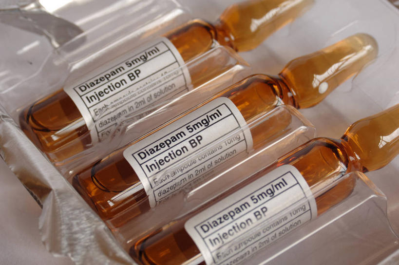 无人,横图,俯视,室内,特写,英国,药,文字,塑料,英格兰,盒子,三个,包装盒,容器,塑料制品,摄影,储藏,储存,彩图,高角度拍摄,吸塑包装盒,贮存,处方药