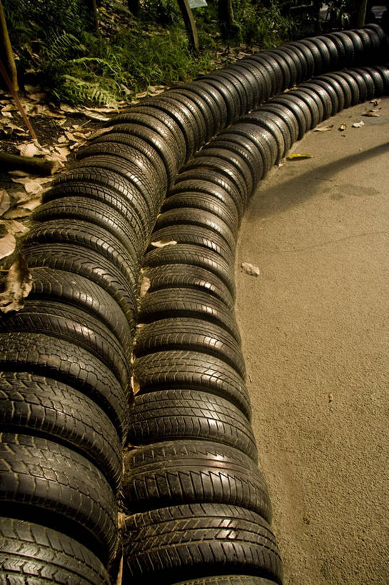 竖图,室外,白天,节能,英国,形状,弯曲,庭院,运输,摄影,北欧,循环利用,环境保护,想法,彩图