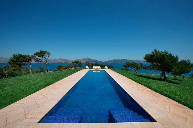 无人,游泳池,横图,室外,白天,水,日光,西班牙,欧洲,球袋,现代,蓝色,当代