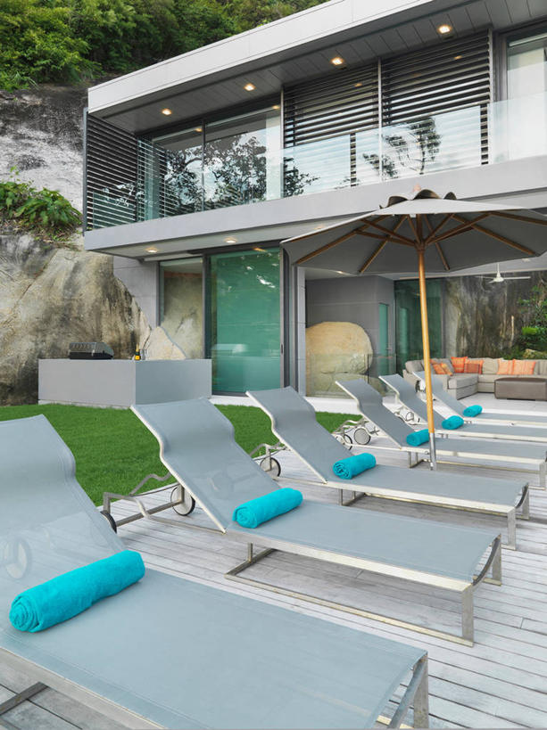 无人,游泳池,竖图,室外,白天,水,日光,泰国,亚洲,球袋,现代,当代