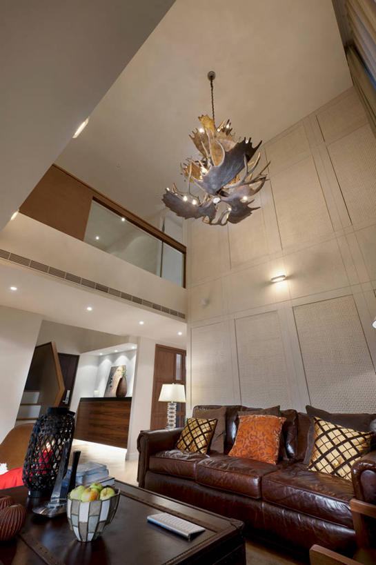 无人,家,竖图,室内,家具,镜子,沙发,桌子,建筑,椅子,台湾,亚洲,装饰,房屋,光,皮革,茶几,干净,现代,座位,灯,花,装饰物,枕头,建造,双人沙发,起居室,台北,电视机,书,当代