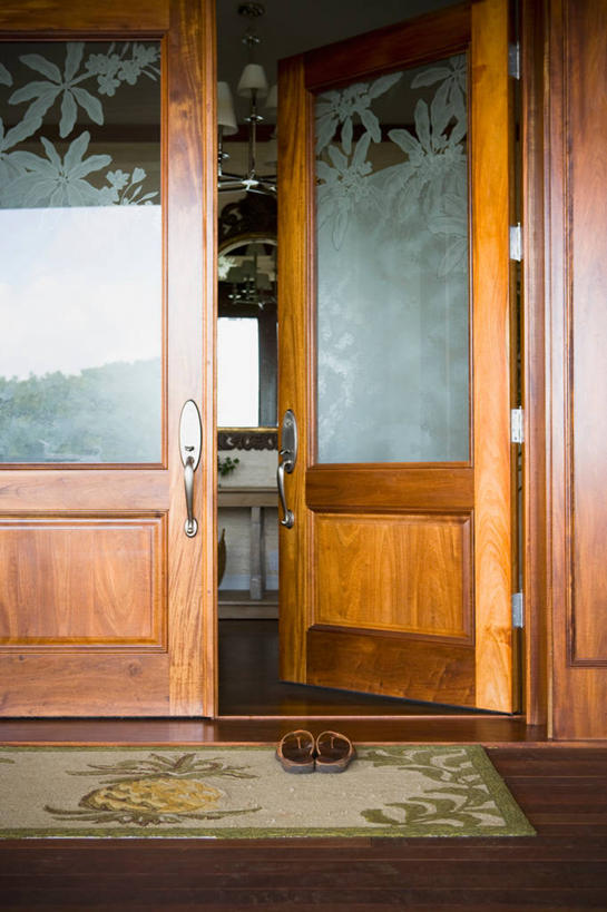 无人,家,竖图,室外,白天,爱情,奢侈,门,棕榈树,菠萝,玻璃,珠宝,日光,美国,矿石,房屋,正门,一对,钻石,大厅,打开,金刚石,昂贵,坚硬,贵重,北美,宝石,开启,门垫,坚定,信念,瓦胡岛,约定,宝贵,海滩,当代,门廊,金刚钻