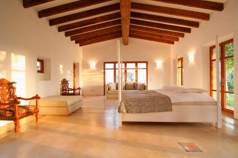 无人,家,横图,室内,白天,床,家具,卧室,建筑,椅子,日光,西班牙,欧洲,床上用品,座位,枕头,建造,羽绒被,四柱床