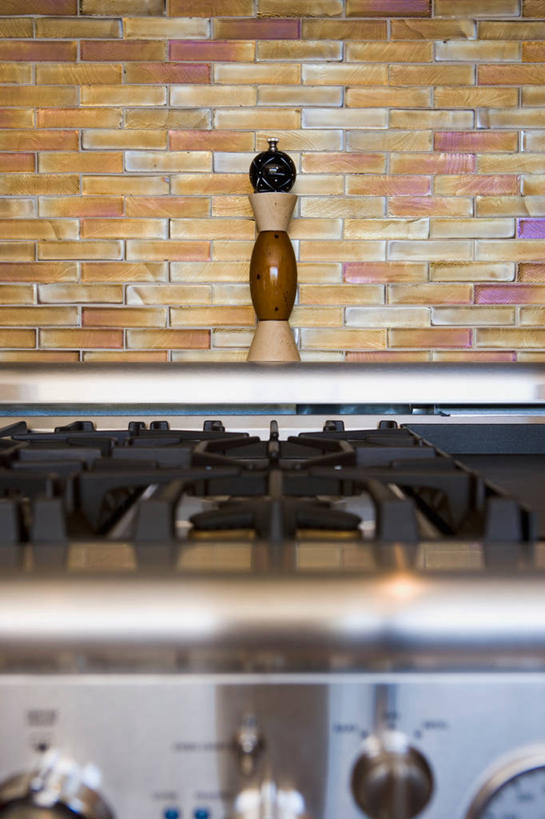 无人,家,竖图,室内,特写,厨房,建筑,美国,粉末,调料,调味,香料,佐料,食品,胡椒粉,调味品,调味料,调味瓶,瓶子,粉,建造,配料,北美,加利福尼亚,作料,粉状,粉剂,胡椒,当代,古月粉