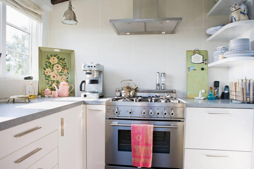 无人,家,横图,室内,白天,厨房,柜子,建筑,日光,美国,烤炉,壁橱,现代,白色,建造,北美,咖啡机,加利福尼亚,用具,炊具,好莱坞,当代