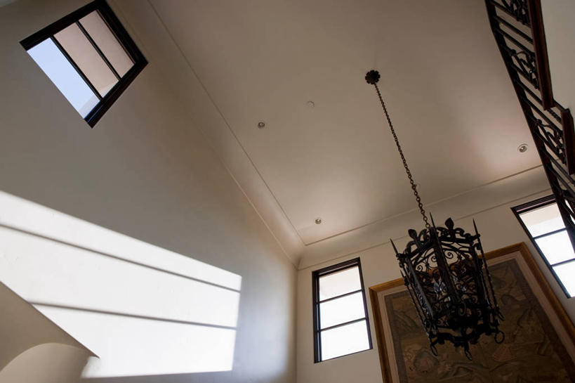 无人,横图,室内,白天,留白,建筑,日光,美国,吊挂,悬挂,挂,建造,北美,挑染,加利福尼亚,水晶吊灯,铁艺