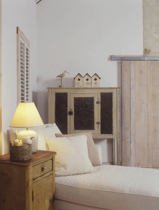 竖图,木制,角落,笼子,鸟笼,干净,现代,白色,奶油,米色,放松,古董,协调,起居室,简单,梦想,肌理,休闲椅