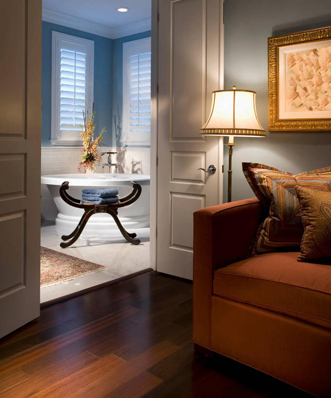 无人,家,竖图,室内,白天,建材,地板,门,浴室,建筑,日光,美国,材料,木板,木材,门口,地面,木地板,木柴,建造,木料,北美,建筑材料,化妆室,佛罗里达,硬木,厕所,森林别墅