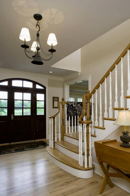 栏杆,地板,楼梯,扶手,阶梯,正门,护栏,台阶,灯具,模具,锡,水晶吊灯,当代,塑造