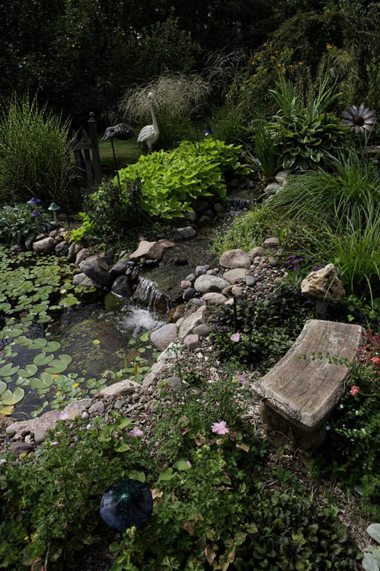 竖图,室外,瀑布,长椅,夏天,多年生植物