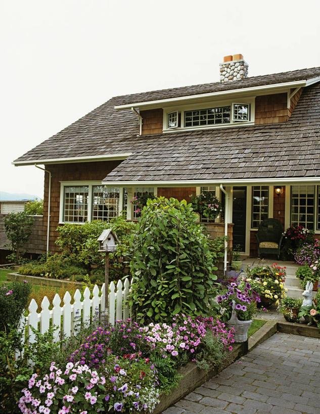 家,室外,爱情,幸福,别墅,砖,房屋,墙,屋子,公寓,笼子,鸟笼,浪漫,洋房,楼房,住宅,花,粉色,紫色,香草,薰衣草,平房,灌木,舒适,迷人,着色,呼吸,矮牵牛花,家兔,20世纪,灵香草,黄香草,奇迹,爱,房子,门廊,褪色柳