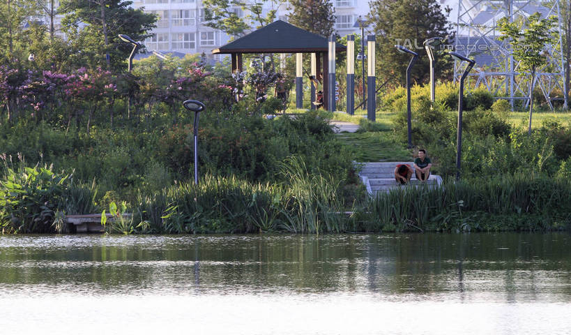 无人,公园,横图,室外,白天,正面,旅游,度假,草地,草坪,河流,美景,水,植物,椅子,中国,亚洲,阴影,波纹,光线,影子,木椅,河水,景观,水流,涟漪,娱乐,山东,草,树,树木,绿色,倒影,水纹,阳光,自然,波浪,享受,休闲,景色,放松,生长,成长,倒映,自然风光,东亚,山东省,日照,中华人民共和国,华东地区,水晕,鲁,日照市,反照,香河公园,彩图,rzwdb1