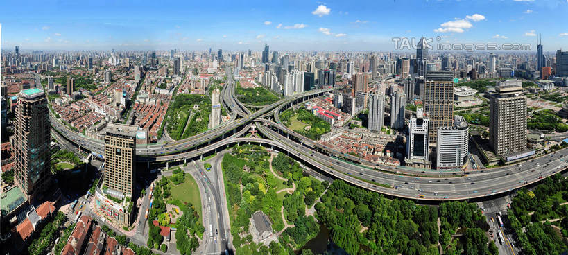 无人,家,高楼大厦,横图,全景,俯视,航拍,室外,白天,度假,草地,草坪,美景,天际线,植物,城市风光,标志建筑,城市,大厦,道路,地标,建筑,路,摩天大楼,公路,上海,中国,亚洲,阴影,光线,影子,房屋,屋子,景观,云,云朵,高架,公寓,交通,云彩,娱乐,建设,洋房,楼房,住宅,草,树,树木,蓝色,绿色,白云,蓝天,天空,阳光,自然,天,享受,休闲,景色,放松,生长,晴朗,成长,申,鸟瞰,高架桥,黄浦区,卢湾区,延中绿地,东亚,静安区,延安中路,上海市,高架道路,跨线桥,中华人民共和国,沪,华东地区,晴空,彩图,高角度拍摄,房子,大楼,高层建筑,高楼,摩天楼,shgcy1