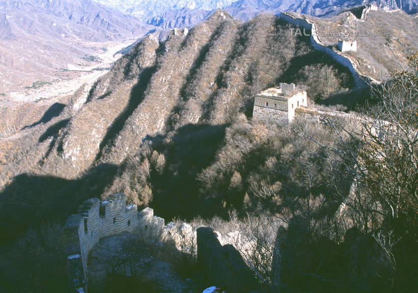 无人,横图,室外,白天,正面,旅游,度假,石头,名胜古迹,山,山脉,地标,长城,中国,亚洲,阴影,遗迹,光线,石子,影子,山峰,枝条,山峦,古迹,文物,娱乐,古建筑,树枝,阳光,群山,享受,休闲,旅游胜地,放松,万里长城,古文明,东亚,世界文化遗产,中华人民共和国,虬枝,枝杈,石块,岩石,彩图,标志性建筑,shgzq1