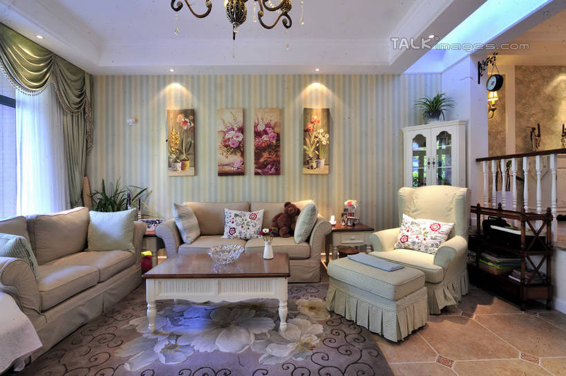 无人,家,客厅,栏杆,横图,室内,白天,正面,植物,别墅,地毯,家具,靠垫,沙发,装修,桌子,建筑,照明,上海,中国,欧式,亚洲,阴影,装饰,编织,光线,木制,壁灯,盆栽,影子,手工艺品,房屋,屋子,公寓,围栏,灯光,靠枕,盆景,织物,豪华,茶几,建设,现代,装潢,洋房,护栏,楼房,住宅,灯,绿色,自然,木制品,工艺品,灯具,垫子,室内装潢,枕头,生长,成长,华丽,修饰,样板房,明亮,照亮,点缀,申,起居室,舒适,家居装潢,照明设备,挂画,房屋设计,地中海风格,古典风格,简约风格,布艺沙发,室内设计,宽敞,东亚,松江区,万科白马花园,上海市,中华人民共和国,沪,华东地区,样板房装潢,衬托,美观,雅致,雅观,客堂,设计,彩图,房子,新桥镇,shlbh1