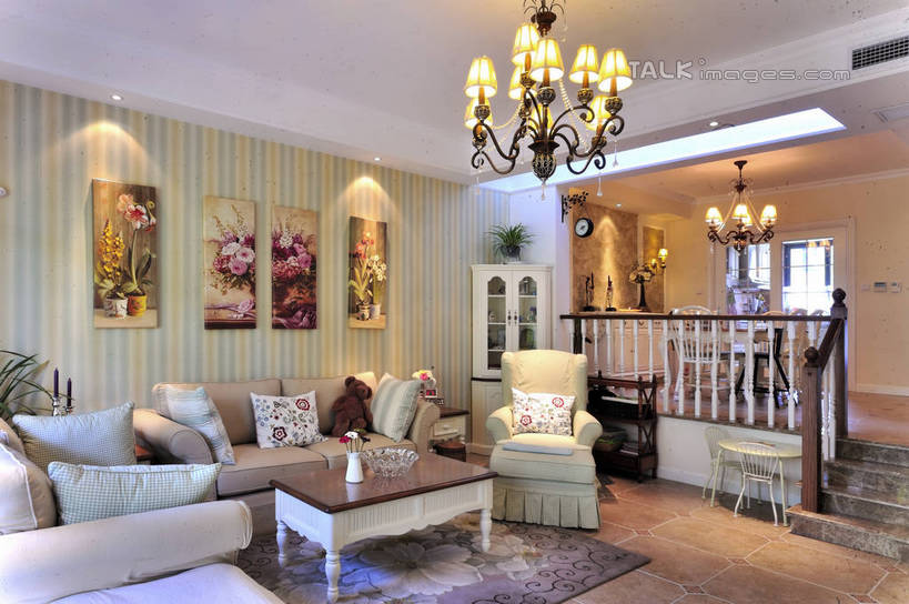 无人,家,客厅,栏杆,横图,室内,白天,正面,植物,别墅,地毯,家具,靠垫,沙发,装修,桌子,建筑,照明,上海,中国,欧式,亚洲,阴影,装饰,编织,光线,木制,壁灯,盆栽,影子,手工艺品,房屋,屋子,公寓,围栏,灯光,靠枕,盆景,织物,豪华,茶几,建设,现代,装潢,洋房,护栏,楼房,住宅,灯,绿色,自然,木制品,工艺品,灯具,垫子,室内装潢,枕头,生长,成长,华丽,修饰,样板房,明亮,照亮,点缀,申,起居室,舒适,家居装潢,照明设备,挂画,房屋设计,地中海风格,古典风格,简约风格,布艺沙发,室内设计,宽敞,东亚,松江区,万科白马花园,上海市,中华人民共和国,沪,华东地区,样板房装潢,衬托,美观,雅致,雅观,客堂,设计,彩图,房子,新桥镇,shlbh1