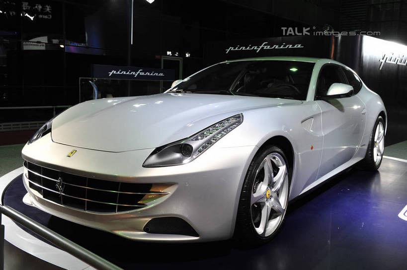 无人,横图,室内,白天,正面,旅游,度假,窗户,标志建筑,地标,建筑,汽车,照明,上海,中国,亚洲,一辆,阴影,光线,英文,标志,文字,影子,字符,字母,灯光,跑车,娱乐,标识,建设,浦东,玻璃窗,车,灯,白色,车窗,灯具,交通工具,享受,休闲,展示,射灯,旅游胜地,放松,展览,车展,英文字母,照亮,申,照明设备,载具,浦东新区,东亚,上海新国际博览中心,法拉利,上海市,龙阳路,前照灯,前大灯,车前灯,中华人民共和国,沪,华东地区,彩图,汽车展览,shlbh1