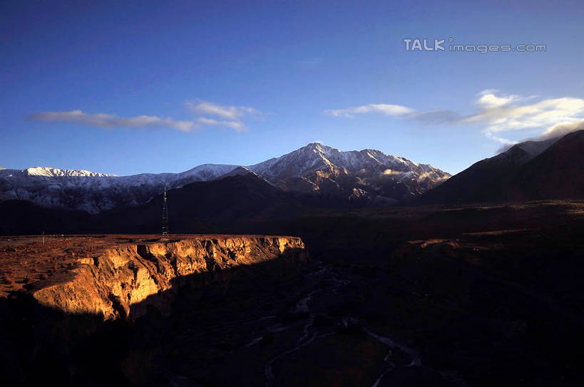 无人,横图,室外,白天,正面,旅游,度假,草地,草坪,美景,山,山脉,树林,雪,雪山,植物,大雪,中国,亚洲,阴影,光线,影子,积雪,景观,山峰,雪景,云,云朵,冬季,冬天,山峦,云彩,娱乐,西藏,草,树,树木,蓝色,绿色,白云,蓝天,天空,阳光,自然,群山,天,享受,休闲,景色,放松,寒冷,生长,成长,自然风光,藏,东亚,西藏自治区,首府,中华人民共和国,西南地区,严寒,彩图,shlmx1