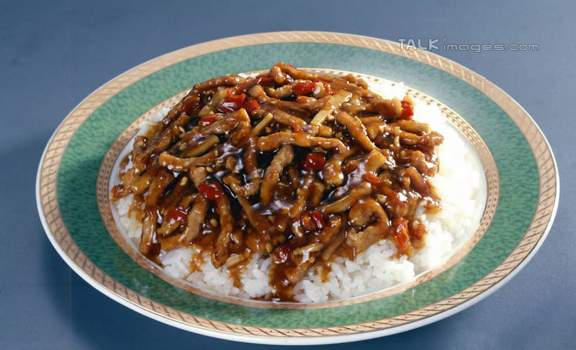 米饭,无人,横图,俯视,室内,特写,白天,烹饪,中餐,餐桌,桌子,餐具,阴影,灰色背景,反射,碟子,盘,影子,肉,料理,食品,饭,肉丝,猪肉,鱼香肉丝,菜肴,美食,肉类,食物,盘子,碟,中式,摄影,佳肴,影棚,餐台,五谷,川菜,肉食,盖浇饭,豚肉,四川菜,彩图,高角度拍摄,影棚拍摄,拍摄,鱼香肉丝盖浇饭,shrj1