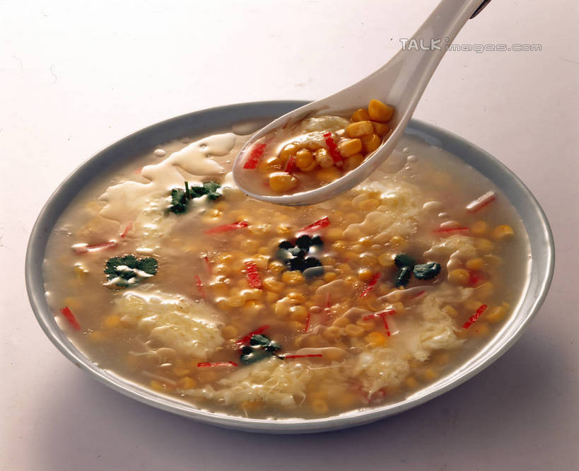 无人,横图,俯视,室内,特写,白天,烹饪,中餐,餐桌,桌子,蔬菜,一把,阴影,新鲜,反射,影子,勺子,陶瓷,香菜,蛋,鸡蛋,浓汤,汤,料理,食品,陶瓷制品,蟹肉,羹,菜肴,美食,食物,一个,容器,调羹,汤匙,碗,中式,佳肴,有机食品,绿色食品,单个,餐台,储藏,储存,蟹棒,蟹肉棒,胡菜,香荽,原荽,园荽,芫荽,卵,胡荽,莞荽,芫茜,芫蓿,莚葛草,莚荽菜,彩图,高角度拍摄,鸡卵,鸡子,蟹足棒,贮存,shrj1