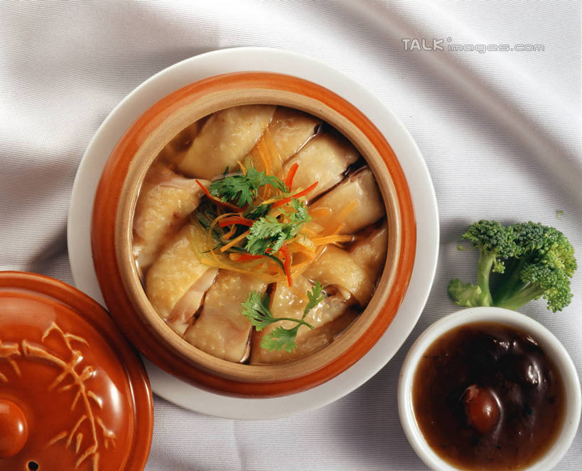 无人,横图,俯视,室内,特写,白天,烹饪,中餐,餐桌,桌子,蔬菜,阴影,新鲜,反射,影子,陶瓷,西兰花,调料,鸡肉,酱料,酱汁,肉,佐料,料理,食品,陶瓷制品,调味品,调味料,酱,菜肴,美食,肉类,食物,容器,碗,中式,枣,红枣,佳肴,有机食品,绿色食品,餐台,储藏,储存,枣子,肉食,醉鸡,甘蓝花,大枣,彩图,高角度拍摄,浙江菜,浙菜,绿菜花,绿花菜,青花菜,蔬菜皇冠,贮存,shrj1