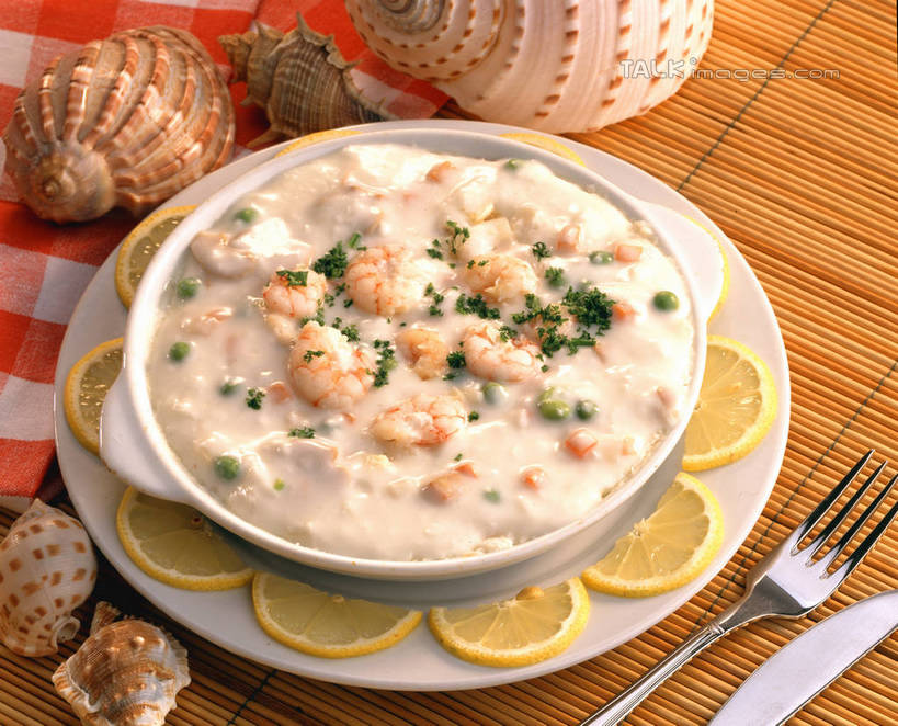 海鲜,无人,横图,俯视,室内,特写,白天,烹饪,餐桌,桌子,柠檬,蔬菜,餐具,水果,阴影,新鲜,反射,叉子,刀叉,刀子,碟子,盘,影子,生食,虾,油炸,炸虾,料理,食品,果实,扇贝,蔬果,水产,菜肴,美食,海洋生物,食物,盘子,碟,佳肴,有机食品,绿色食品,餐台,水生动物,餐刀,海产品,水生物,海底动物,虾球,餐叉,进餐用具,益母果,柠果,彩图,高角度拍摄,炸虾球,shrj1