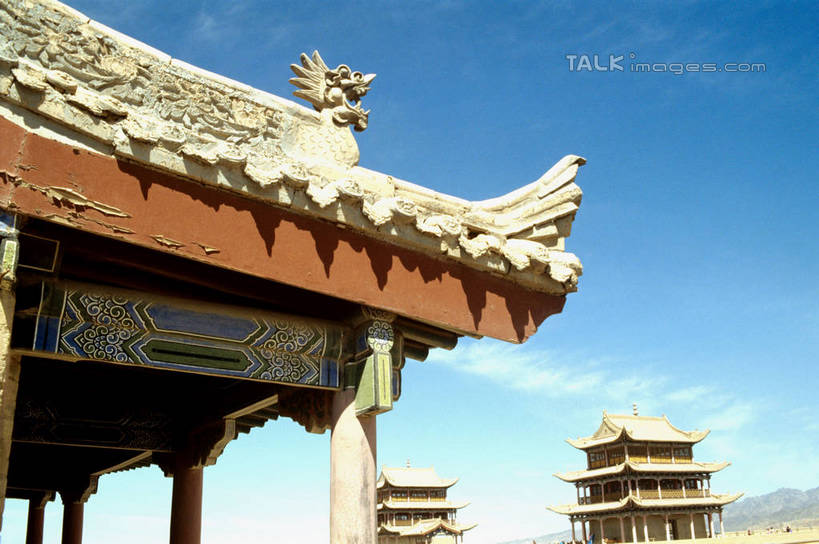 无人,横图,室外,白天,仰视,旅游,度假,名胜古迹,标志建筑,地标,建筑,阴影,遗迹,光线,影子,堡垒,城堡,墙,古迹,文物,娱乐,建设,城墙,古建筑,墙壁,墙面,蓝色,蓝天,天空,阳光,天,享受,休闲,旅游胜地,放松,城楼,晴朗,要塞,古文明,万里无云,设防,晴空,晴空万里,彩图,低角度拍摄,shrj1