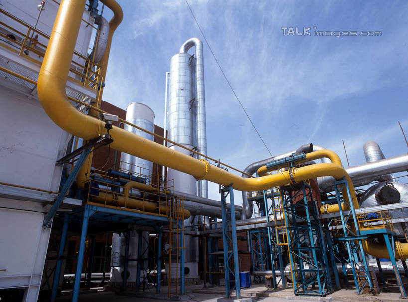 无人,工厂,横图,室外,白天,仰视,度假,车间,流水线,美景,城市风光,城市,阴影,光线,影子,景观,云,云朵,云彩,娱乐,管道,蓝色,白云,蓝天,天空,阳光,天,享受,休闲,景色,放松,工业,晴朗,晴空,彩图,低角度拍摄,制造厂,生产工厂,shrj1