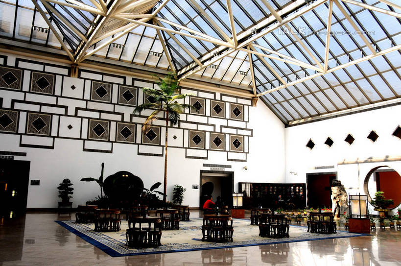 无人,横图,室内,白天,正面,旅游,度假,植物,地毯,标志建筑,地标,建筑,北京,中国,亚洲,装饰,编织,瓷砖,地砖,盆栽,手工艺品,墙,盆景,织物,地面,首都,娱乐,建设,墙壁,墙面,绿色,自然,工艺品,享受,休闲,旅游胜地,放松,生长,成长,华丽,修饰,点缀,东亚,香山饭店,香山公园,中华人民共和国,北京市,京,北平,华北地区,衬托,美观,雅致,雅观,彩图,shsgf1