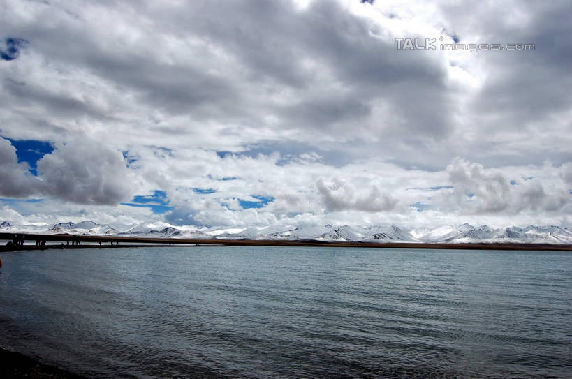 无人,横图,室外,白天,正面,旅游,度假,湖,湖泊,美景,水,中国,亚洲,阴影,光线,影子,湖面,景观,水流,水面,云,云朵,云彩,娱乐,西藏,蓝色,白云,蓝天,天空,阳光,自然,湖水,天,享受,休闲,景色,放松,晴朗,自然风光,藏,东亚,西藏自治区,纳木错,中华人民共和国,西南地区,咸水湖,晴空,彩图,灵湖,神湖,腾格里海,天湖,shsgf1