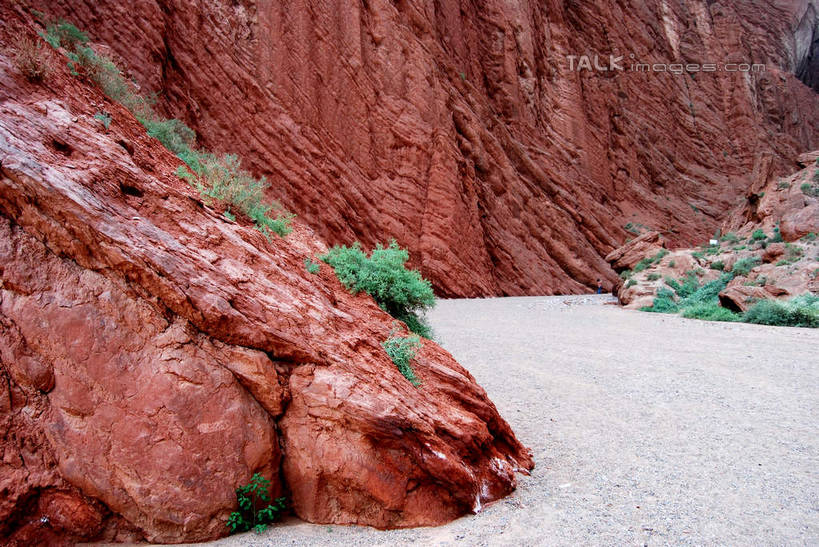 无人,横图,室外,白天,正面,旅游,度假,石头,美景,山,山脉,峡谷,植物,中国,亚洲,石子,景观,山峰,山谷,山峦,娱乐,绿色,自然,群山,享受,休闲,景色,放松,生长,成长,岩层,自然风光,东亚,库车,天山大峡谷,新疆,中华人民共和国,新疆维吾尔自治区,西北地区,石块,岩石,彩图,阿克苏地区,库车大峡谷,库车县,新,shsgf1
