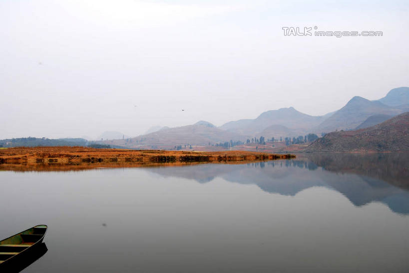 无人,横图,室外,白天,正面,旅游,度假,湖,湖泊,美景,山,山脉,水,植物,中国,亚洲,波纹,湖面,景观,山峰,水流,水面,涟漪,山峦,娱乐,云南,树,树木,绿色,倒影,水纹,天空,自然,波浪,湖水,群山,天,享受,休闲,景色,放松,生长,成长,倒映,自然风光,东亚,云南省,普者黑,中华人民共和国,水晕,西南地区,滇,文山,文山州,文山壮族苗族自治州,反照,彩图,丘北县,shsgf1