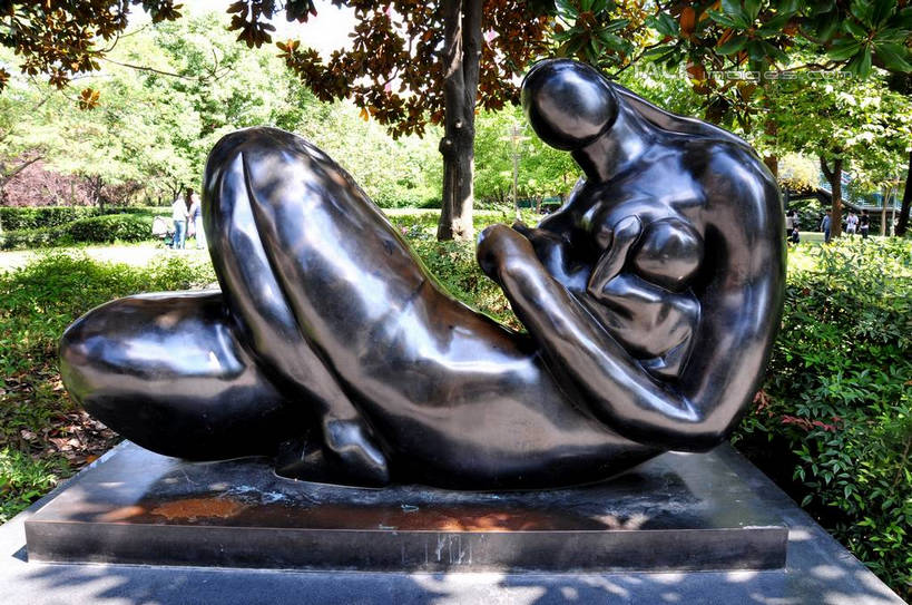 无人,横图,室外,白天,正面,旅游,度假,草地,草坪,美景,植物,雕塑,上海,中国,亚洲,阴影,艺术,装饰,光线,雕刻,雕像,影子,景观,娱乐,草,树,树木,绿色,阳光,自然,工艺品,享受,休闲,景色,放松,徐家汇,生长,成长,纪念,美术,申,自然风光,主题,陈列,东亚,徐汇区,徐家汇公园,上海市,中华人民共和国,沪,华东地区,功能,美学,彩图,shsgf1