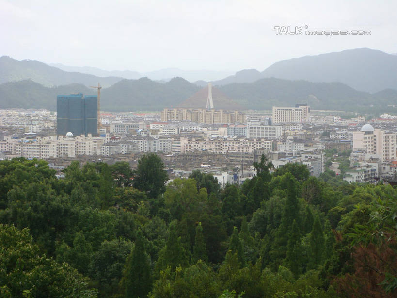 无人,家,横图,室外,白天,正面,旅游,度假,美景,山,山脉,树林,植物,城市风光,城市,建筑,中国,亚洲,房屋,屋子,景观,山峰,公寓,建筑群,山峦,娱乐,建设,洋房,浙江,楼房,住宅,树,树木,浙江省,绿色,天空,自然,群山,天,享受,休闲,景色,放松,江南长城,临海,生长,成长,东亚,中华人民共和国,华东地区,浙,台州,台州市,彩图,房子,临海市,台州府城墙,shslj1