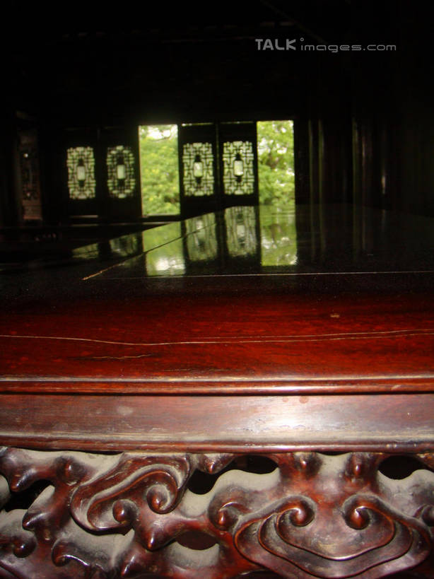 无人,竖图,室外,白天,正面,旅游,度假,名胜古迹,窗户,标志建筑,地标,建筑,雕塑,中国,亚洲,阴影,遗迹,艺术,装饰,反射,雕刻,雕像,影子,墙,古迹,文物,娱乐,建设,古建筑,浙江,玻璃窗,墙壁,墙面,浙江省,工艺品,打开,享受,休闲,旅游胜地,放松,江南长城,临海,纪念,美术,开启,主题,陈列,古文明,东亚,中华人民共和国,华东地区,浙,功能,美学,台州,台州市,彩图,临海市,台州府城墙,shslj1