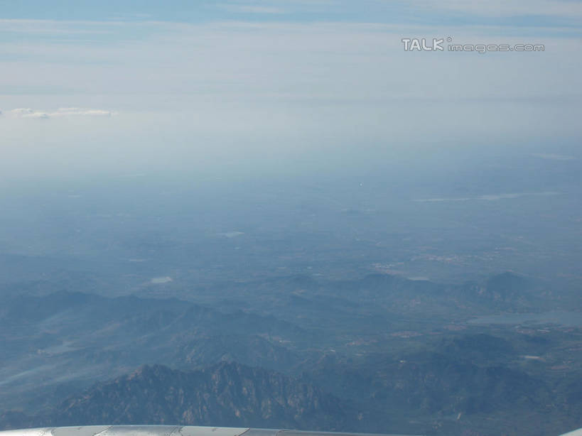 无人,横图,俯视,航拍,室外,白天,美景,青岛,中国,亚洲,阴影,光线,影子,地平线,景观,云,云朵,辽阔,地面,云彩,山东,蓝色,白云,蓝天,天空,阳光,自然,天,广阔,景色,晴朗,一望无际,鸟瞰,自然风光,延伸,东亚,山东省,中华人民共和国,天地相交,华东地区,鲁,青岛市,无边无际,一马平川,晴空,彩图,高角度拍摄,shslj1