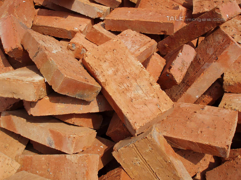 无人,横图,室外,特写,白天,正面,建材,建筑,静物,一堆,许多,阴影,堆叠,堆积,光线,纹路,材料,纹理,影子,砖,砖块,很多,阳光,砖头,建造,红砖,堆,肌理,石料,彩图,砌墙砖,shslj1