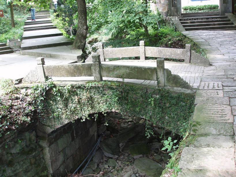 无人,横图,俯视,室外,白天,旅游,度假,石头,美景,植物,楼梯,中国,亚洲,阴影,光线,石子,影子,阶梯,景观,桥,娱乐,石桥,浙江,拱桥,台阶,栈桥,树,树木,浙江省,绿色,阳光,自然,享受,休闲,景色,放松,雁荡山,拱形,生长,成长,人行桥,石拱桥,自然风光,东亚,中华人民共和国,华东地区,浙,温州,温州市,石块,彩图,高角度拍摄,shslj1