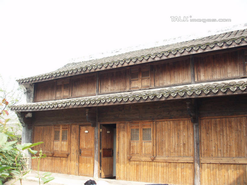 无人,家,木屋,横图,室外,白天,正面,旅游,度假,美景,植物,中国,亚洲,阴影,光线,影子,墙,景观,娱乐,浙江,墙壁,墙面,住宅,树,树木,浙江省,绿色,天空,阳光,自然,天,享受,休闲,景色,放松,石浦渔港,象山,宁波,生长,成长,自然风光,东亚,中华人民共和国,华东地区,浙,宁波市,彩图,茅舍,茅屋,棚屋,小木屋,小屋,石浦,石浦镇,象山县,shslj1