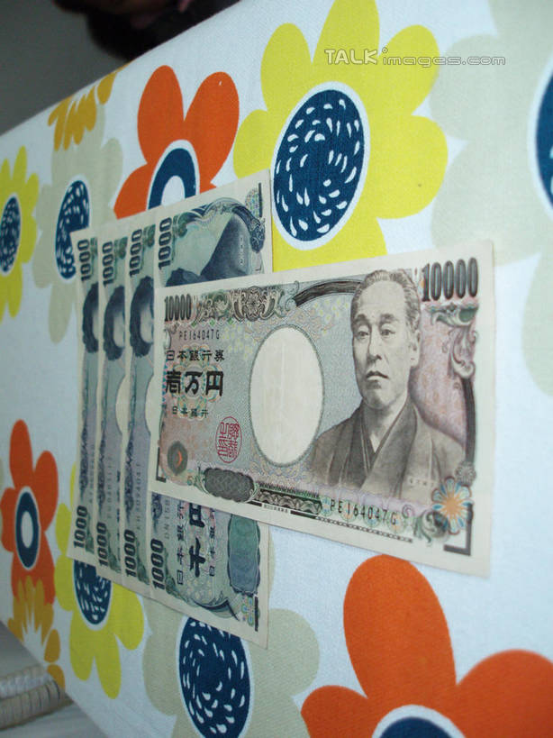 无人,游乐园,竖图,室内,白天,正面,绘画,钱,游乐场,上海,中国,亚洲,艺术,装饰,日文,标志,钱币,文字,字符,墙,文化,标识,壁画,墙壁,墙面,钞票,金融,纸币,锦江乐园,经济,日元,华丽,修饰,点缀,申,流通,纸钞,贸易,东亚,闵行区,上海市,中华人民共和国,沪,华东地区,日语,衬托,美观,雅致,雅观,乐园,主题公园,货币,现金,画画,彩图,日本银行券,日圆,人造公园,主题乐园,shslj1