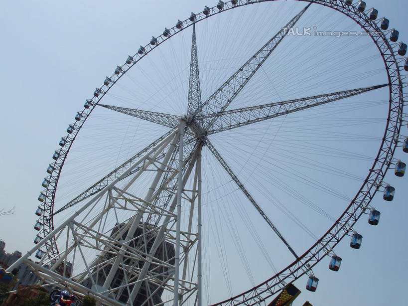 无人,游乐园,横图,室外,白天,仰视,度假,游戏,美景,城市风光,城市,游乐场,上海,中国,亚洲,阴影,光线,影子,景观,摩天轮,玩,娱乐,蓝色,蓝天,天空,阳光,天,享受,休闲,景色,放松,游乐设施,锦江乐园,晴朗,活动,申,发泄,消遣,智力,东亚,闵行区,上海市,万里无云,费里斯大转轮,中华人民共和国,沪,华东地区,宣泄,乐园,主题公园,游艺设施,晴空,晴空万里,玩耍,嬉戏,彩图,低角度拍摄,人造公园,主题乐园,shslj1