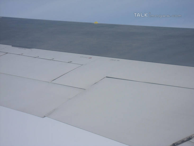 无人,横图,俯视,航拍,室外,特写,白天,飞机,飞翔,阴影,飞行,光线,影子,云,云朵,机翼,交通,翱翔,云彩,航空,飞,蓝色,白云,蓝天,天空,阳光,交通工具,天,运输,一架,晴朗,客机,鸟瞰,载具,晴空,彩图,高角度拍摄,shslj1