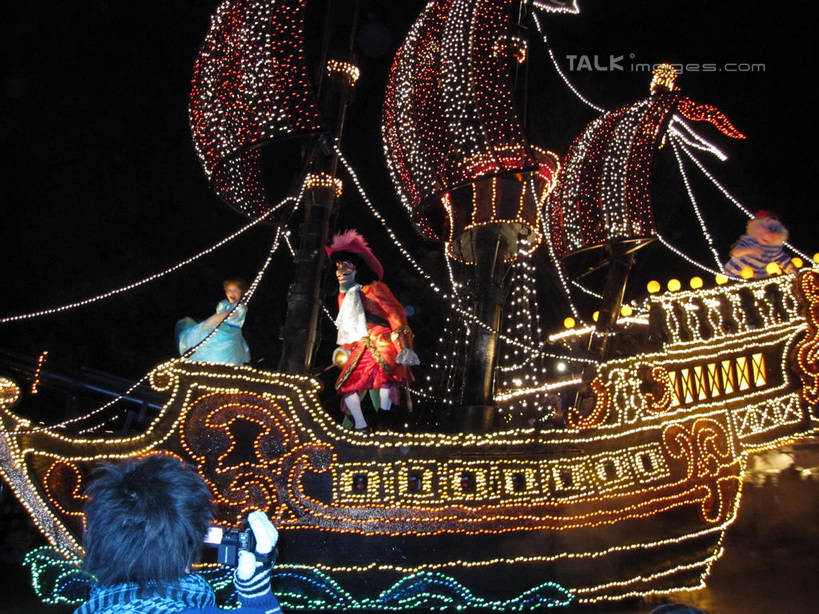 无人,游乐园,横图,室外,夜晚,仰视,度假,游戏,美景,城市风光,城市,夜景,游乐场,照明,东京,日本,圣诞节,亚洲,阴影,节日,庆祝,装饰,光线,彩灯,影子,景观,灯光,玩,文化,娱乐,车,灯,灯具,交通工具,庆典,享受,休闲,迪斯尼乐园,景色,放松,花灯,游乐设施,海盗船,彩车,活动,纪念,华丽,修饰,照亮,点缀,照明设备,发泄,消遣,智力,载具,圣诞灯,东亚,本州,关东地方,本州岛,日本国,东京都,宣泄,衬托,美观,雅致,雅观,乐园,主题公园,游艺设施,玩耍,嬉戏,彩图,低角度拍摄,人造公园,主题乐园,东京迪斯尼乐园,shslj1