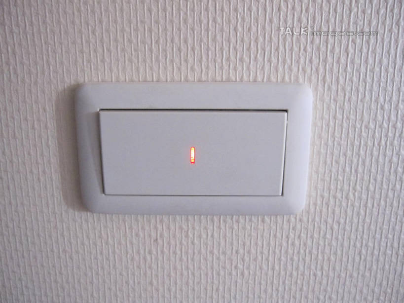 无人,横图,室内,特写,白天,正面,零件,电路,壁纸,酒店,静物,关闭,墙,开关,墙壁,墙面,按钮,打开,开启,闭合,墙纸,彩图,旅店,shslj1