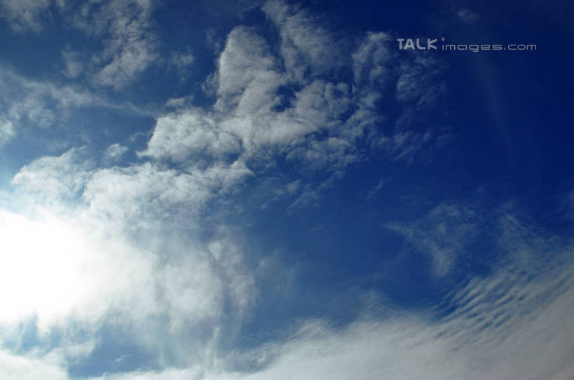 无人,横图,室外,特写,白天,仰视,美景,韩国,亚洲,阴影,光线,影子,景观,云,云朵,云彩,蓝色,白云,蓝天,天空,阳光,自然,天,景色,晴朗,自然风光,东亚,大韩民国,忠清北道,晴空,彩图,低角度拍摄,道,shslj1,南朝鲜,南韩